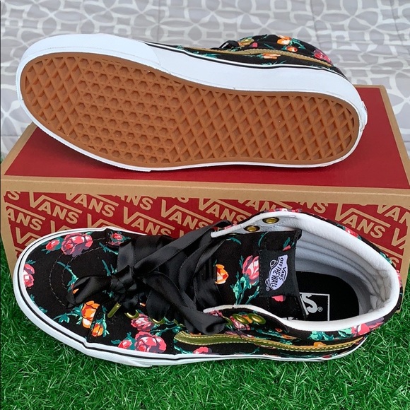 VANS SK8-Hi PLATFORM 2 Oversized Lace Floral/Tr M - Picture 4 of 16